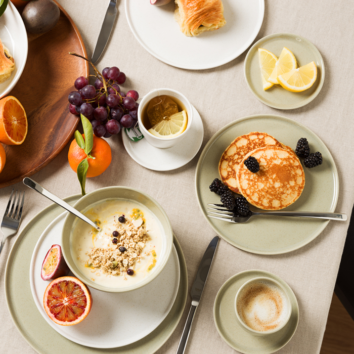 Table Talks dinnerware